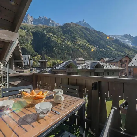Mont Blanc View, Sauna & Pool Apartment Chamonix