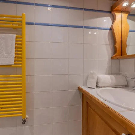 Mont Blanc View, Sauna & Pool Apartment