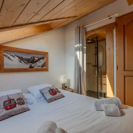 Mont Blanc View, Sauna & Pool Apartment *