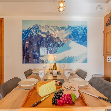 Mont Blanc View, Sauna & Pool Apartment Chamonix