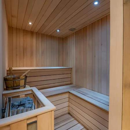 La Ginabelle - Sauna & Swimming Pool - Happy